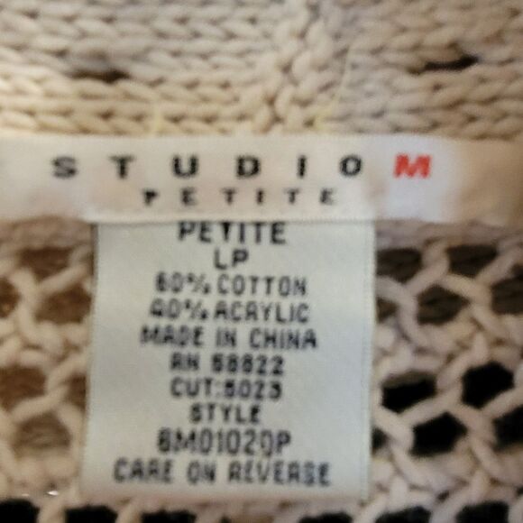 Studio M Cardigan - Picture 2 of 2